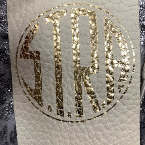 S.T.R.A. Made In Italy NWT Suede M Leopard pants - Picture 4 of 8